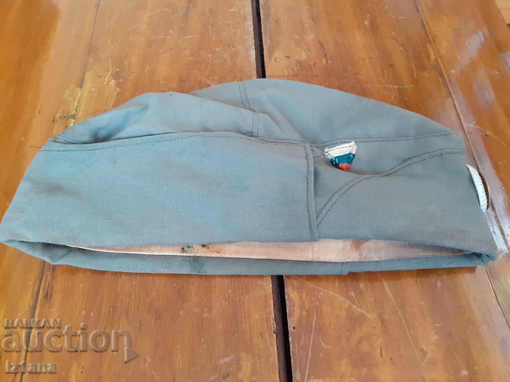 Military cap, hat with price 22.00 BGN | € 11.25 Military cap, hat with price 22.00 BGN | € 11.25
