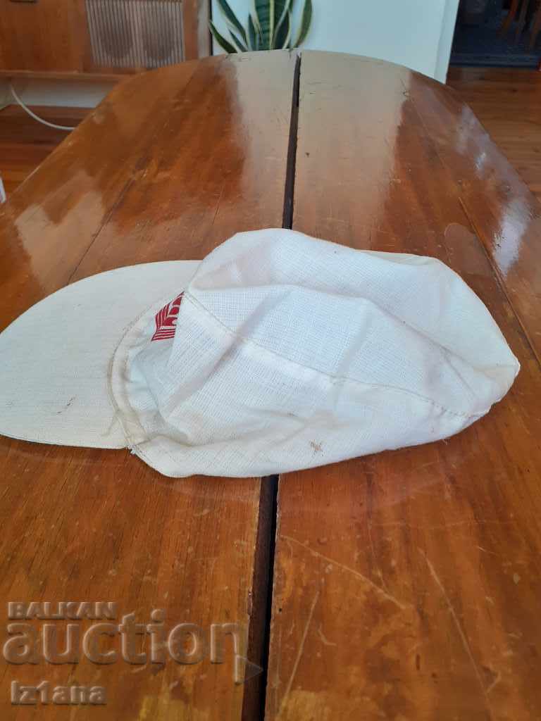 Delivery of Old hat Sport Thisto