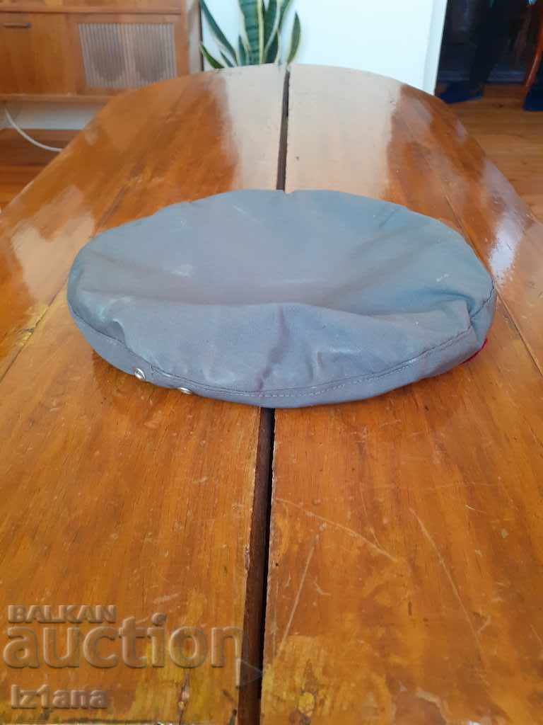 Old military beret, hat with price 30.00 BGN | € 15.34 Old military beret, hat with price 30.00 BGN | € 15.34