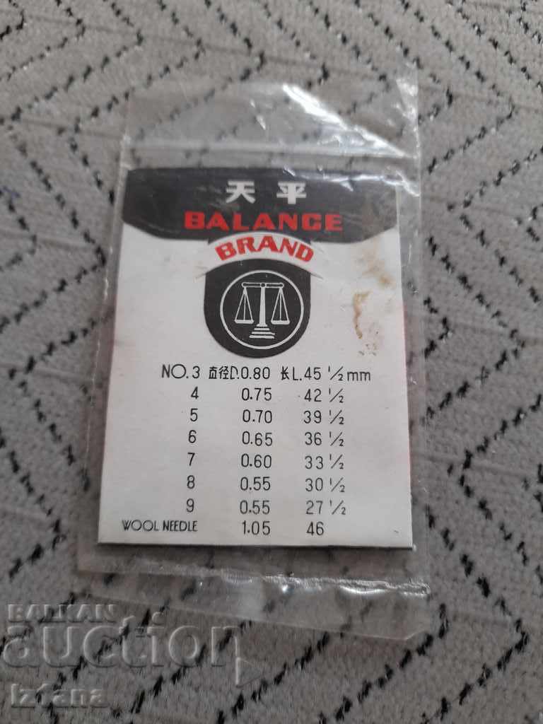 Licitație Ace vechi de cusut ascuțite