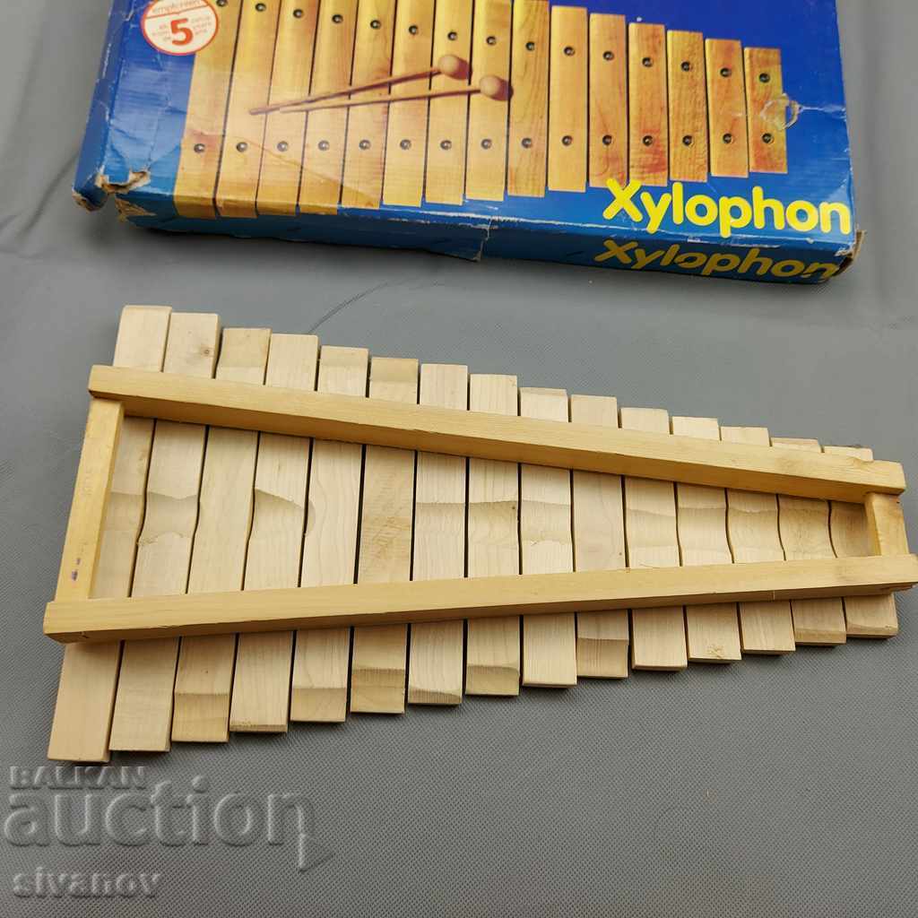 Auction Old Children's Wooden Xylophone GDR B0106 Auction Old Children's Wooden Xylophone GDR B0106