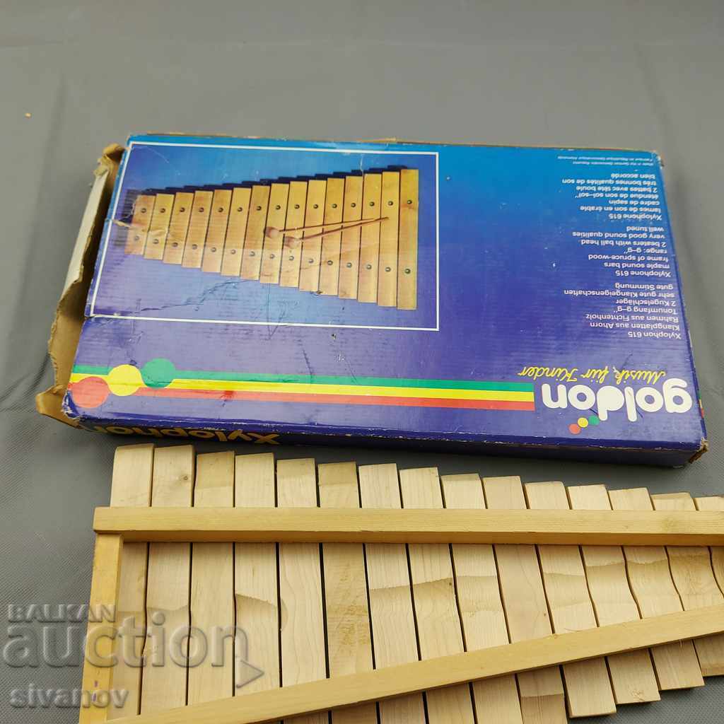 Delivery of Old Children's Wooden Xylophone GDR B0106 Delivery of Old Children's Wooden Xylophone GDR B0106