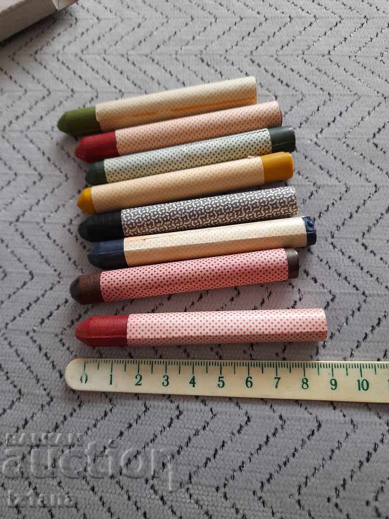 Delivery of Old pastels