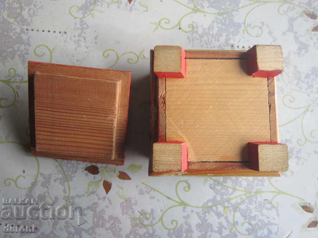 Painted wooden jewelry box 3 Reich - 5 Painted wooden jewelry box 3 Reich - 5