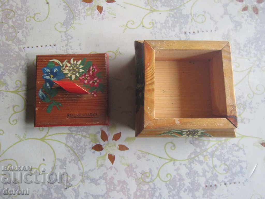 Painted wooden jewelry box 3 Reich - 6 Painted wooden jewelry box 3 Reich - 6