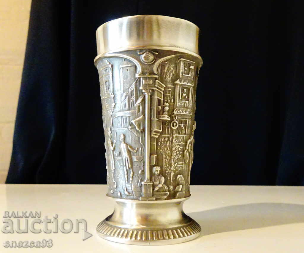 Auction  Kalaena wine glass with paintings The Eternal Bridegroom