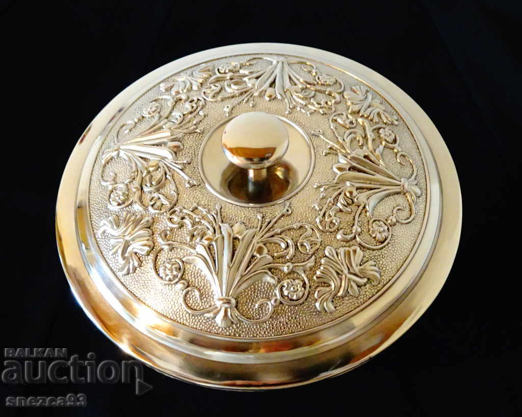 Silver-plated fruit bowl, Vera Lucino bowl. with price 199.00 BGN | € 101.75 Silver-plated fruit bowl, Vera Lucino bowl. with price 199.00 BGN | € 101.75