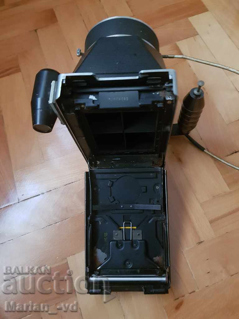 Cambo Model 40 Polaroid camera - 5