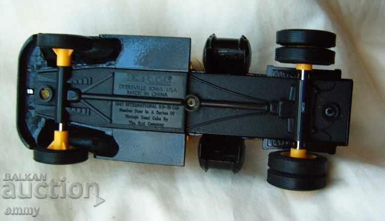 ERTL tractor unit model trolley toy metal 1:43 - 6 ERTL tractor unit model trolley toy metal 1:43 - 6