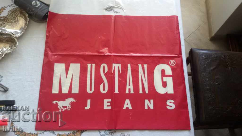 PUNGĂ DIN NAILON - MUSTANG PUNGĂ DIN NAILON - MUSTANG