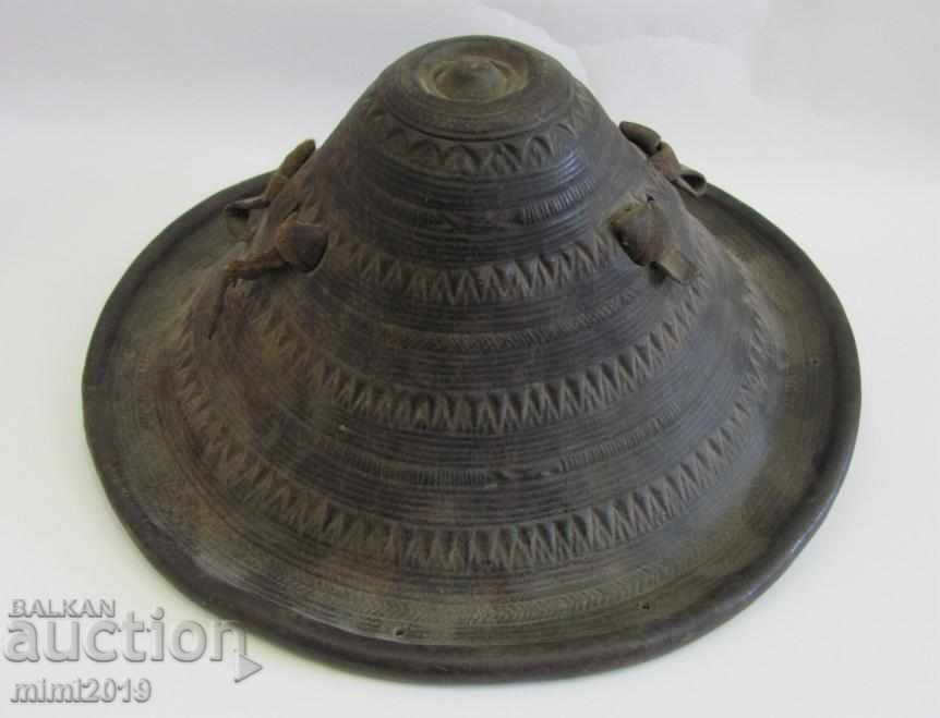 18 век Етиопски Кожен Шлем