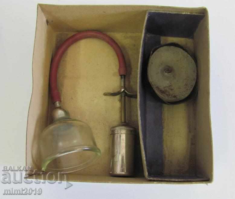 Licitație Ventuză medicală din secolul al XIX-lea cu pompă