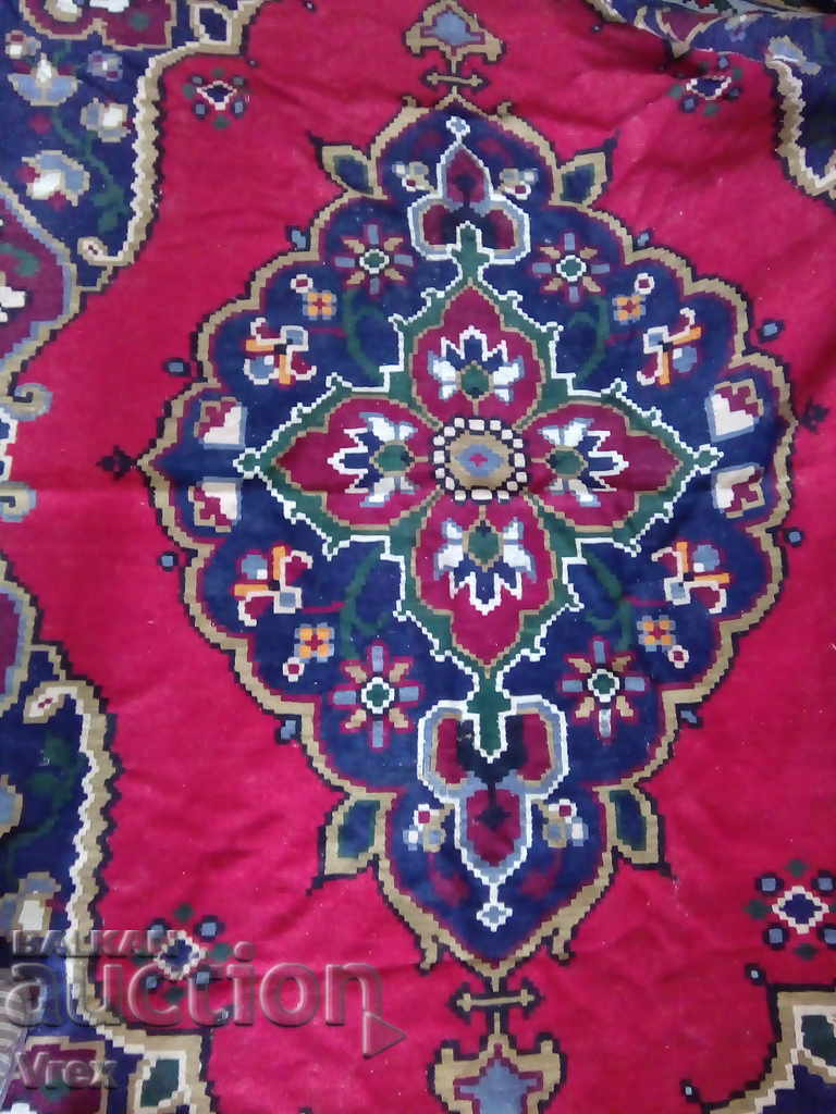 Δημοπρασία Ένα μοναδικό παλιό χαλί Chiprove - "Το στέμμα του Τσάρου" Δημοπρασία Ένα μοναδικό παλιό χαλί Chiprove - "Το στέμμα του Τσάρου"