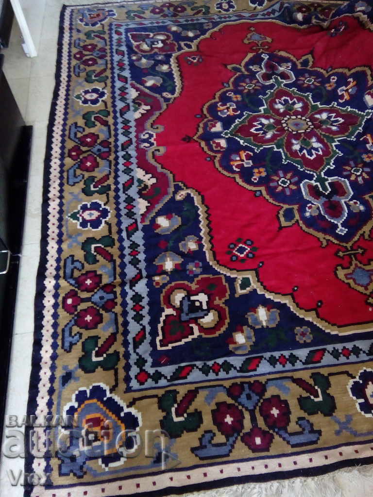 Ένα μοναδικό παλιό χαλί Chiprove - "Το στέμμα του Τσάρου" - 7 Ένα μοναδικό παλιό χαλί Chiprove - "Το στέμμα του Τσάρου" - 7