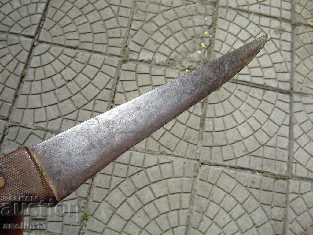 OLD KNIFE with price € 20.00 | 39.12 BGN OLD KNIFE with price € 20.00 | 39.12 BGN