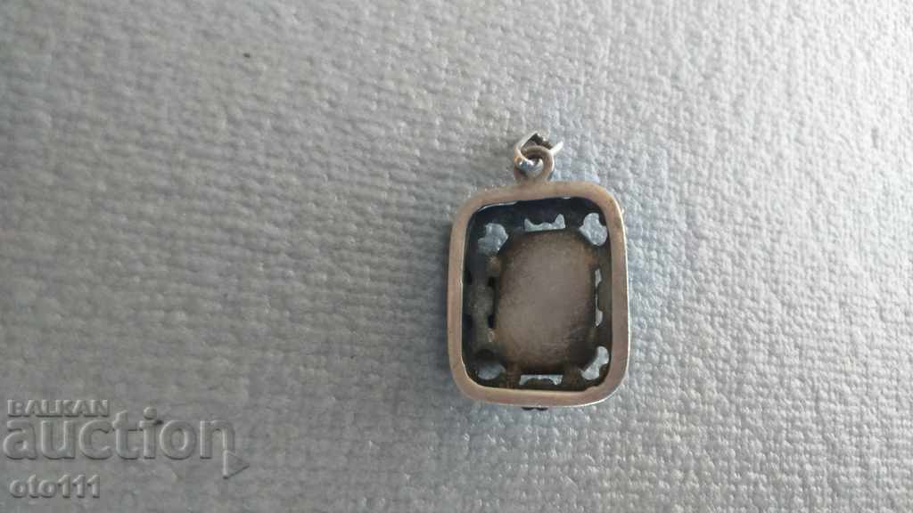 RENAISSANCE SILVER PENDANT WITH RED AMBER - 5 RENAISSANCE SILVER PENDANT WITH RED AMBER - 5