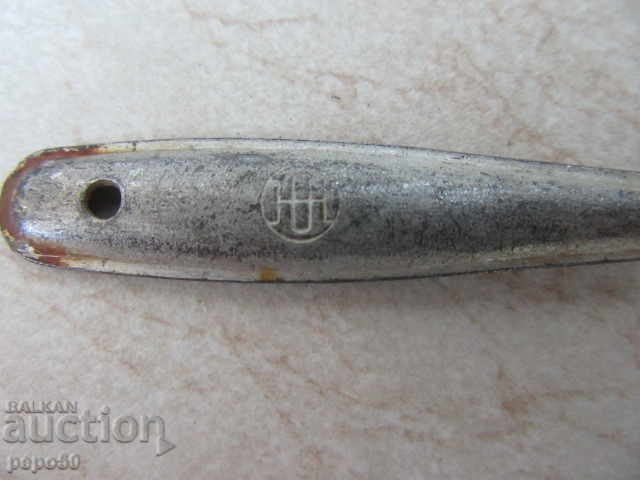 Παράδοση ΠΑΛΙΟ ΚΟΥΤΑΛΑΚΙ ΓΙΑ ΒΡΑΣΙΜΟ ΤΣΑΓΙΟΥ Παράδοση ΠΑΛΙΟ ΚΟΥΤΑΛΑΚΙ ΓΙΑ ΒΡΑΣΙΜΟ ΤΣΑΓΙΟΥ