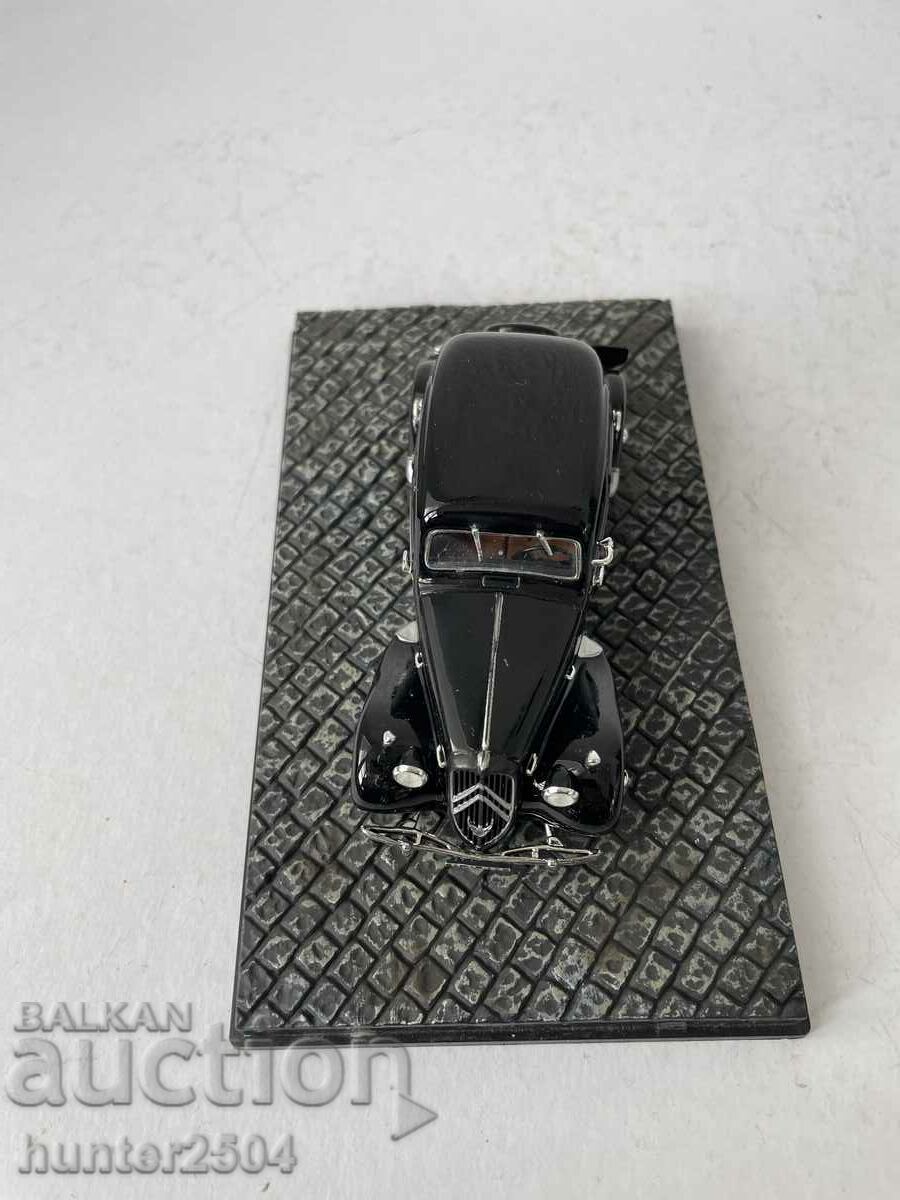 Δημοπρασία Το αυτοκίνητο του πράκτορα 007 Perfect