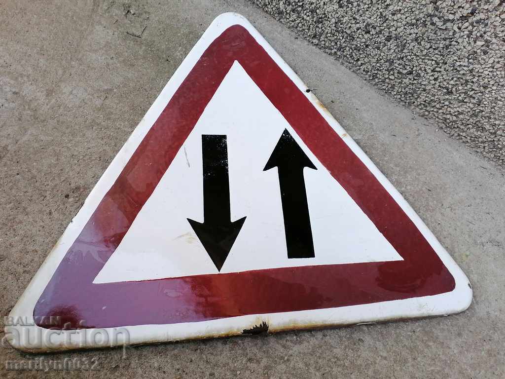 Auction Enamelled road sign from the early 1960s Auction Enamelled road sign from the early 1960s