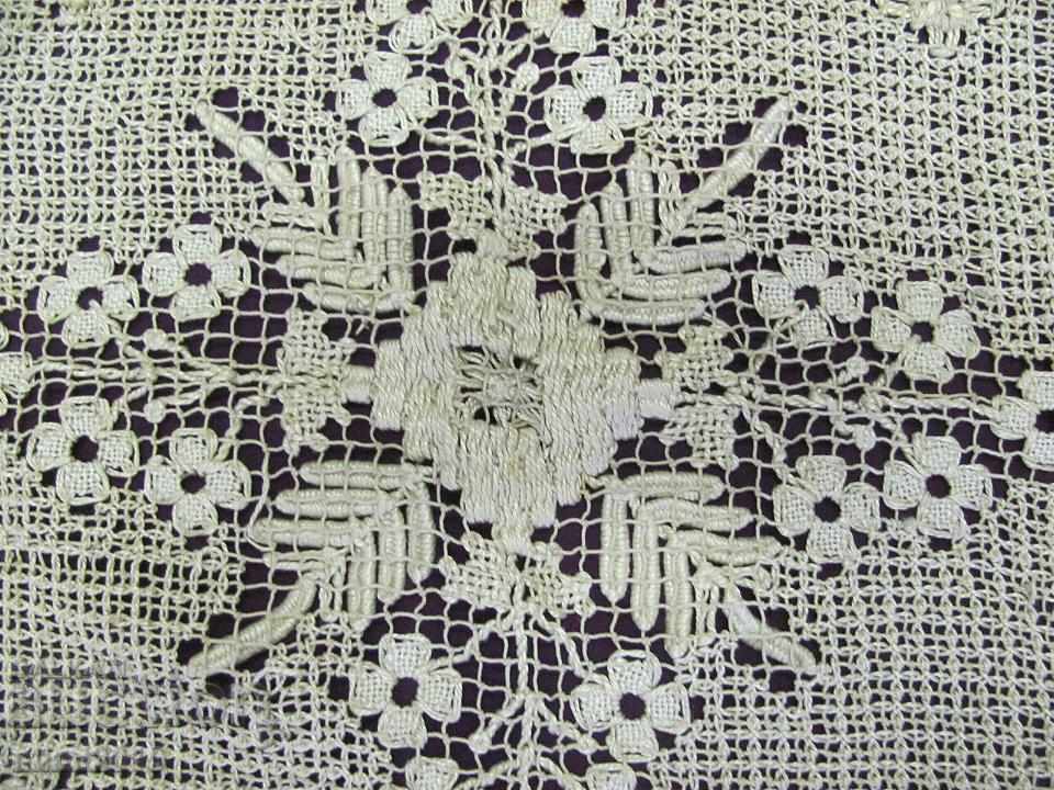 19th Century Hand Knitted Tablecloth - 6 19th Century Hand Knitted Tablecloth - 6