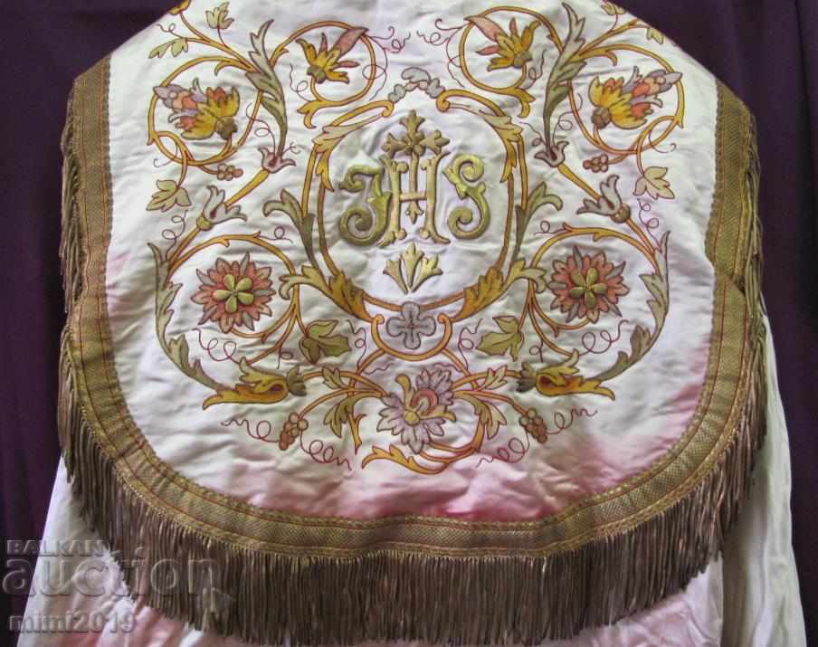 Delivery of 20s Christian Church Cloak Paris gold tinsel, silk Delivery of 20s Christian Church Cloak Paris gold tinsel, silk