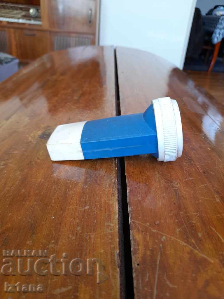 Auction  Old battery-powered flashlight Electronics