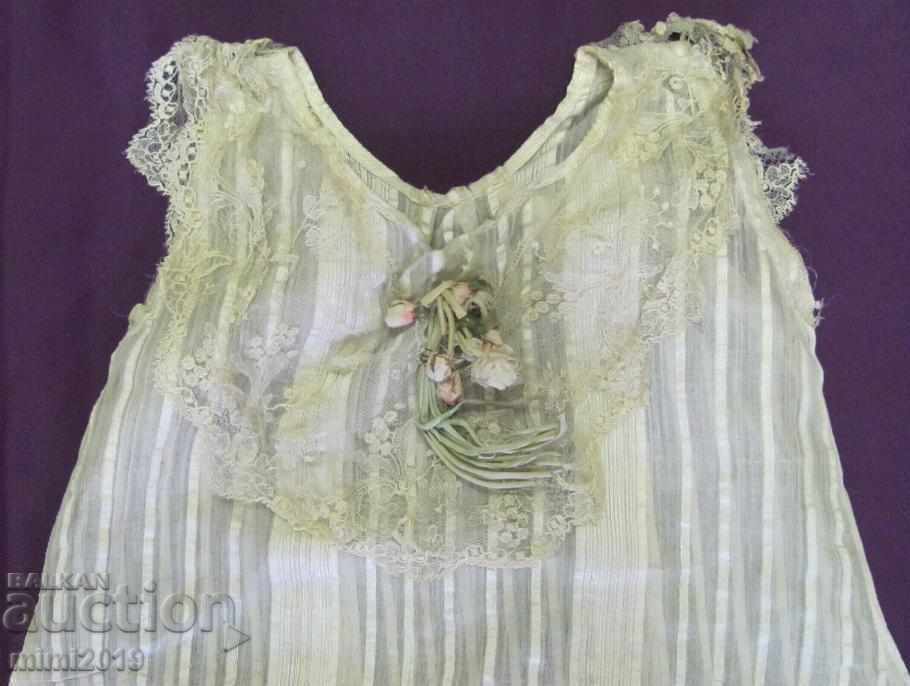 19th century Children's Nightgown Silk Kenar with price 70.00 BGN | € 35.79 19th century Children's Nightgown Silk Kenar with price 70.00 BGN | € 35.79