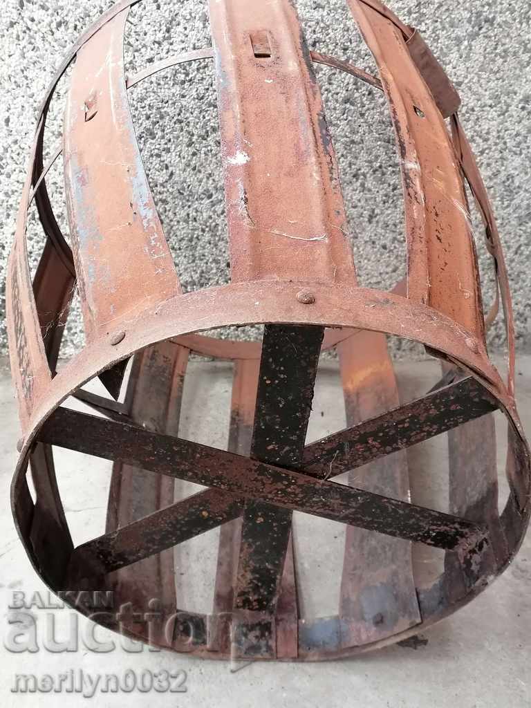 Παράδοση Μεταλλικό καλάθι για σφυρήλατο σίδερο Damadjana Παράδοση Μεταλλικό καλάθι για σφυρήλατο σίδερο Damadjana