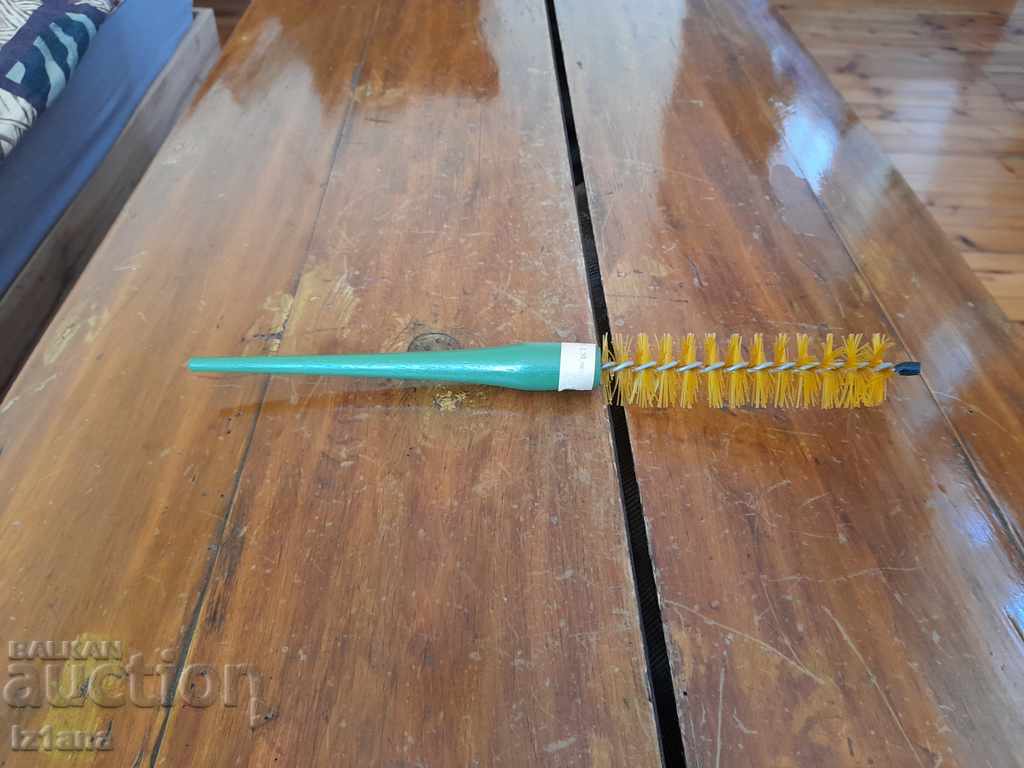 Old bottle cleaning brush Old bottle cleaning brush