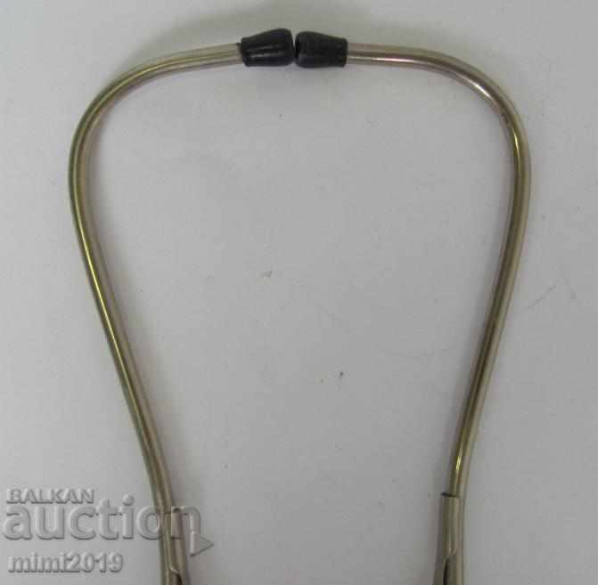 Auction 19th century Binaoral Stethoscope with bakelite bell Auction 19th century Binaoral Stethoscope with bakelite bell