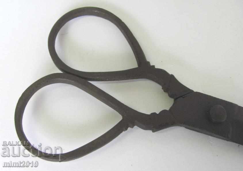 Аукцион 19 век Ръчно Кована Голяма Желязна Ножица Аукцион 19 век Ръчно Кована Голяма Желязна Ножица