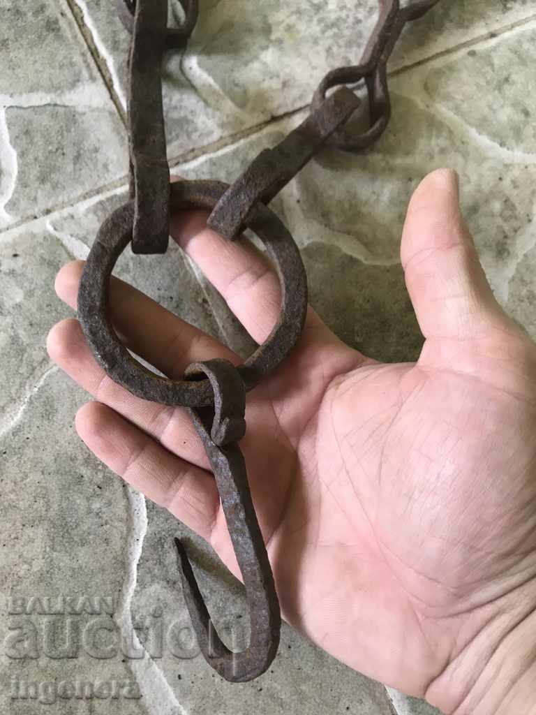 ВЕРИГА ЗА ОГНИЩЕ КОВАНО ЖЕЛЯЗО СТАРИННО с цена 39.00 лв. | € 19.94 ВЕРИГА ЗА ОГНИЩЕ КОВАНО ЖЕЛЯЗО СТАРИННО с цена 39.00 лв. | € 19.94