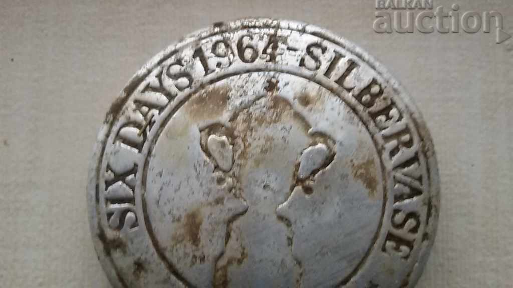 Auction cap for SIMSON six days 1964 silbervase für simson suhl Auction cap for SIMSON six days 1964 silbervase für simson suhl