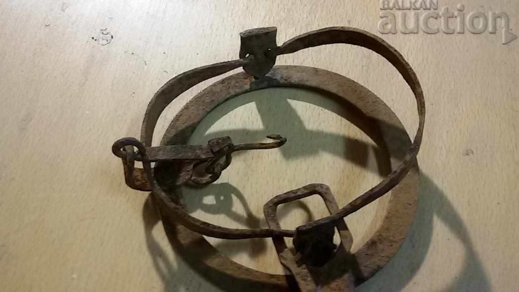 antique small wrought iron trap - 5 antique small wrought iron trap - 5