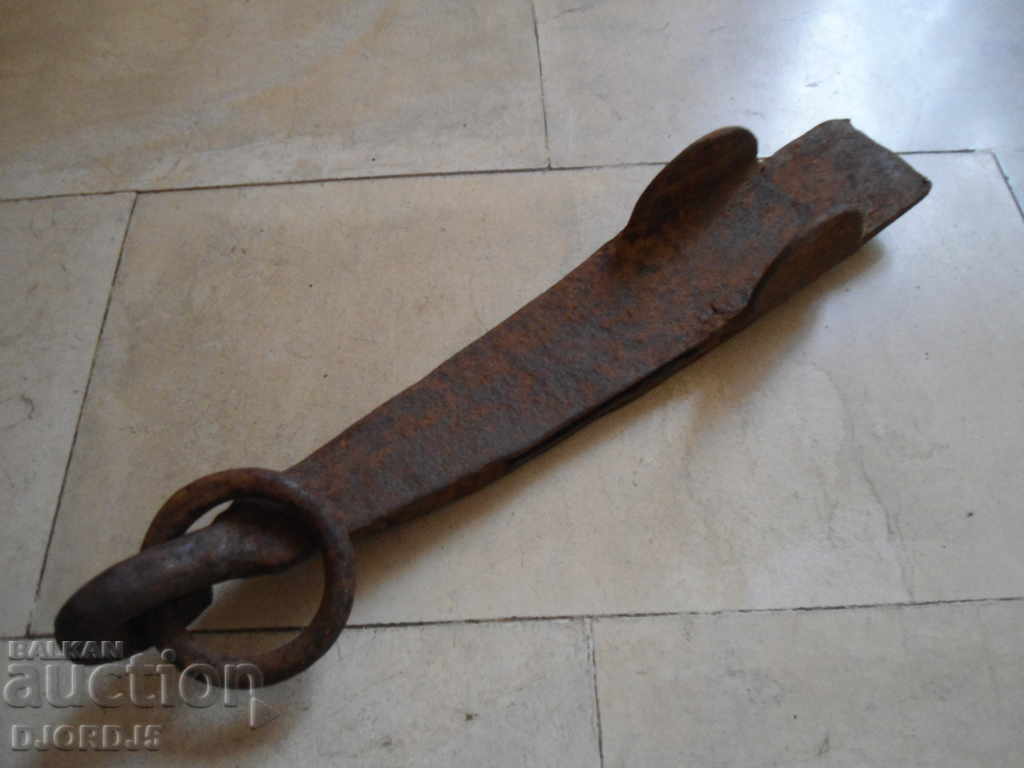 Delivery of Old wrought iron, brake, wagon Delivery of Old wrought iron, brake, wagon