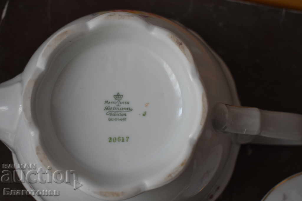 Delivery of Porcelain Teapot Delivery of Porcelain Teapot