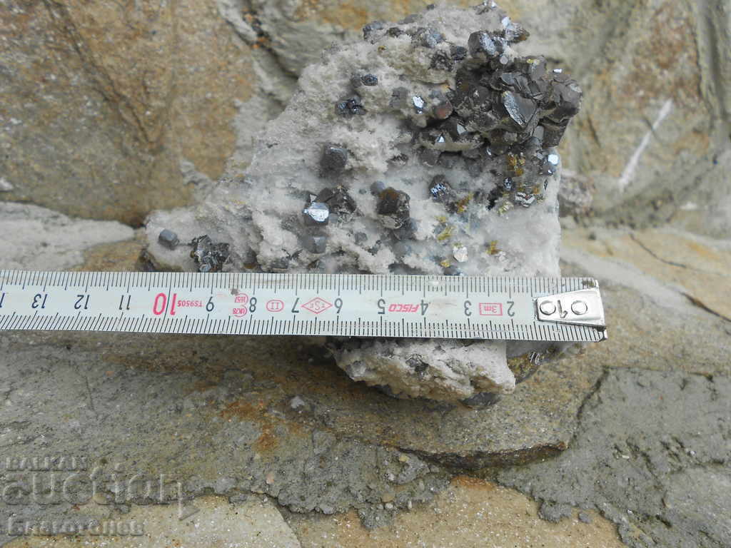 Stone crystal rock fossil - 5 Stone crystal rock fossil - 5