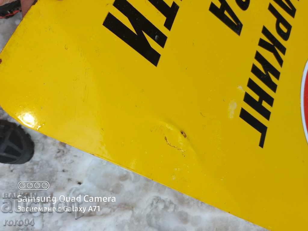 THE TABLE IS LARGE - 7 THE TABLE IS LARGE - 7