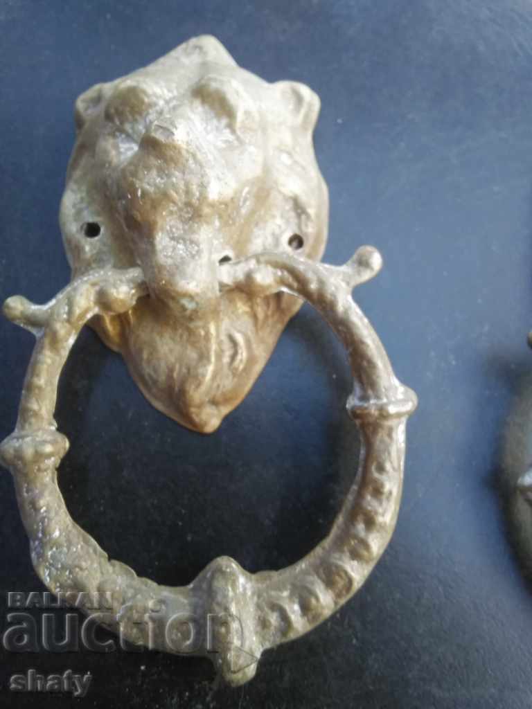 Old knock on the door. Bronze door rings with price 50.00 BGN | € 25.56 Old knock on the door. Bronze door rings with price 50.00 BGN | € 25.56