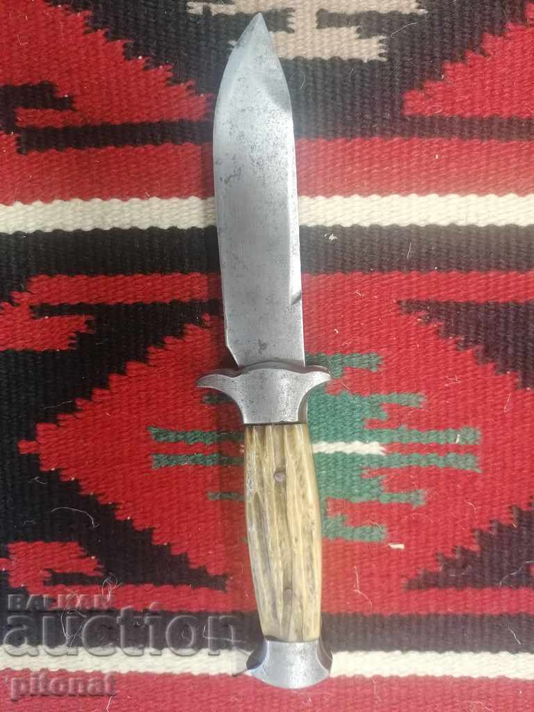 Collectible hunting knife with price 150.00 BGN | € 76.69
