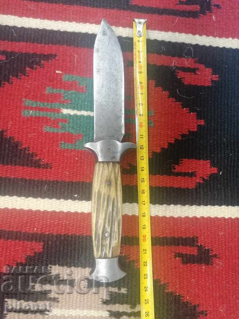 Collectible hunting knife - 6