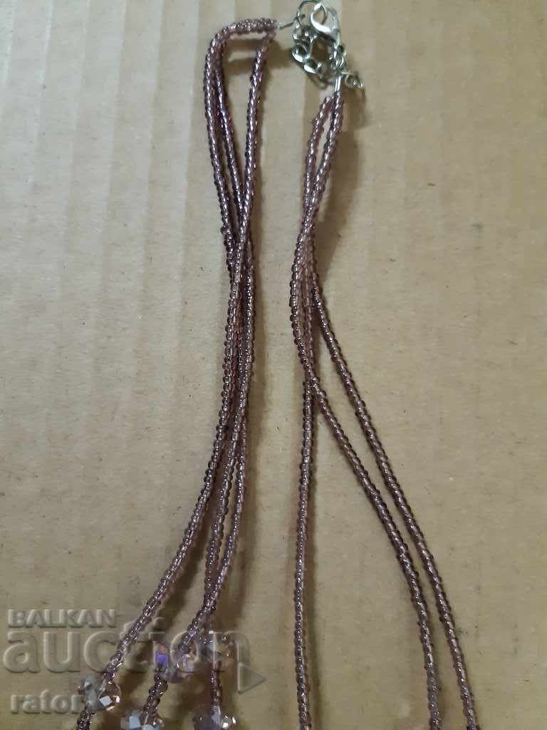 Delivery of Necklace, necklace, necklace - glass Delivery of Necklace, necklace, necklace - glass