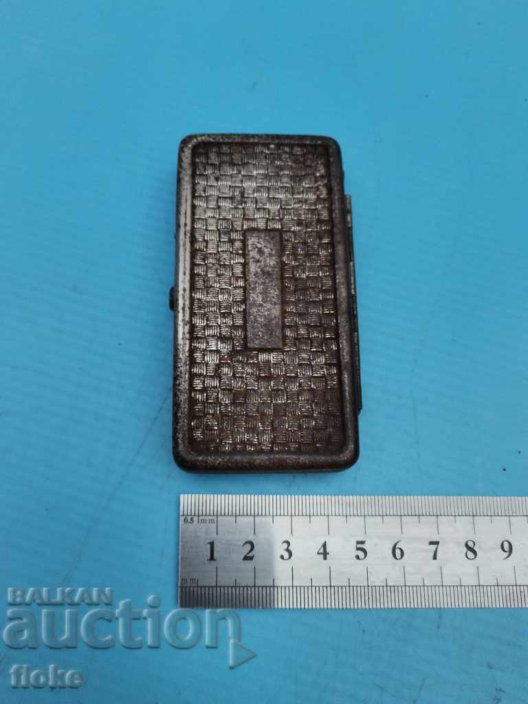 Solingen box with price 8.00 BGN | € 4.09 Solingen box with price 8.00 BGN | € 4.09