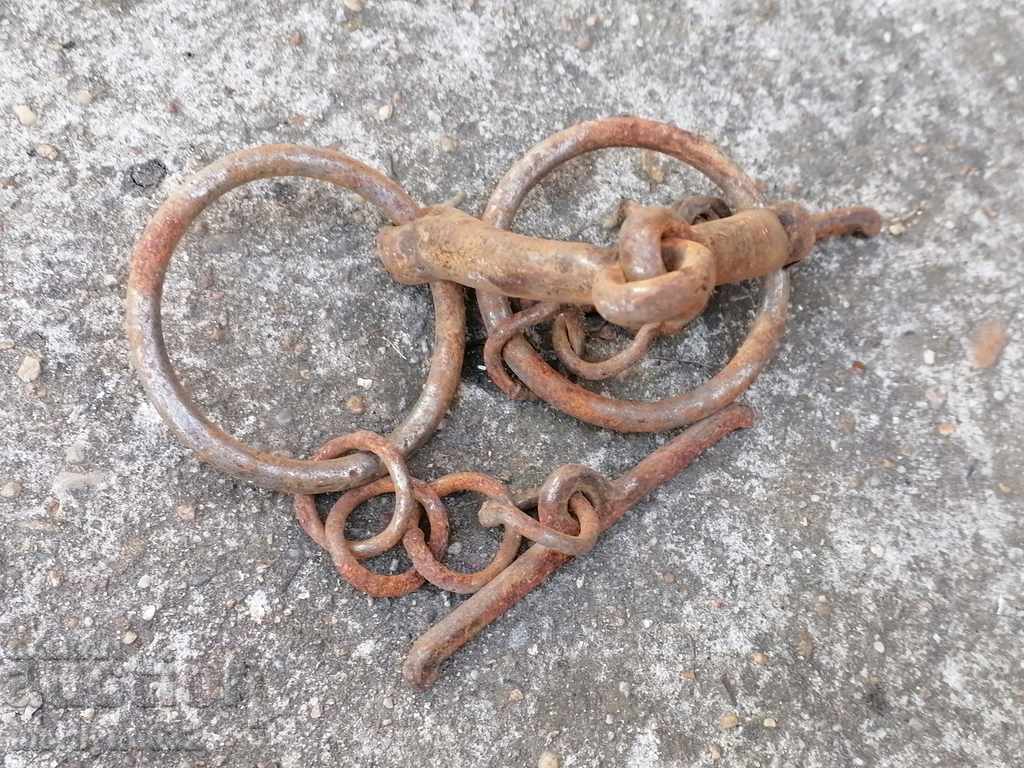 Antique reins, wrought iron reins with price 36.00 BGN | € 18.41 Antique reins, wrought iron reins with price 36.00 BGN | € 18.41