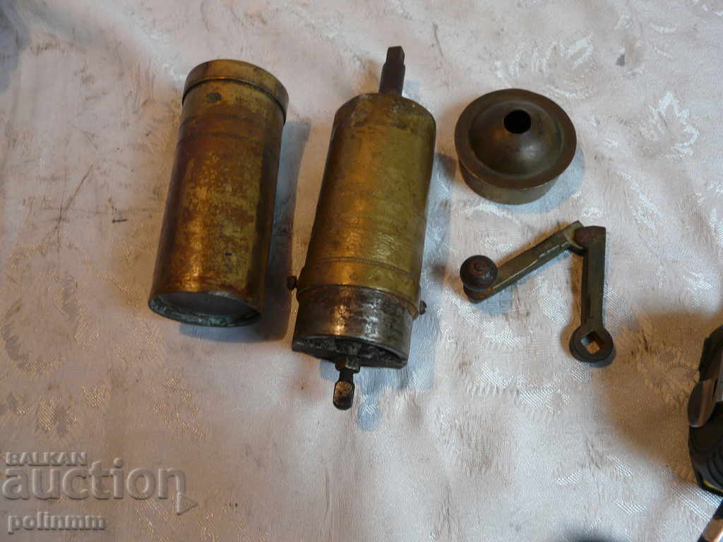 Delivery of An old bronze mill Delivery of An old bronze mill