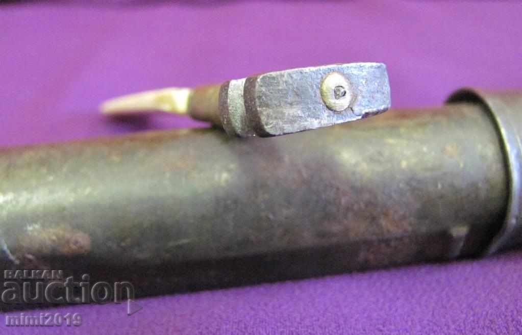 Auction 19th Century Diamond for Cutting Glass Auction 19th Century Diamond for Cutting Glass