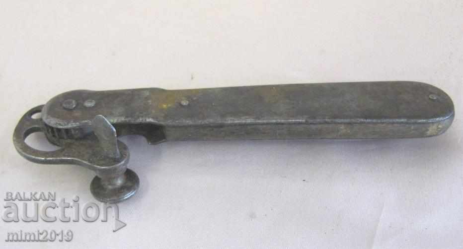 Auction World War II Can opener Sieger Germany Auction World War II Can opener Sieger Germany
