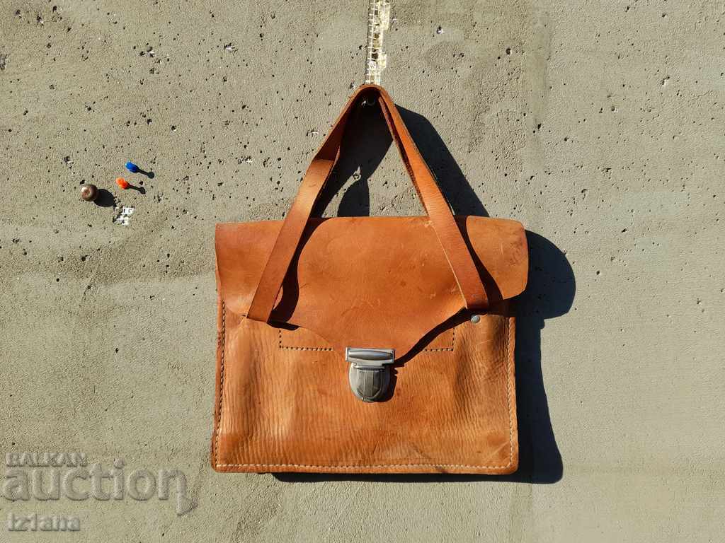 Παλιά δερμάτινη τσάντα Παλιά δερμάτινη τσάντα