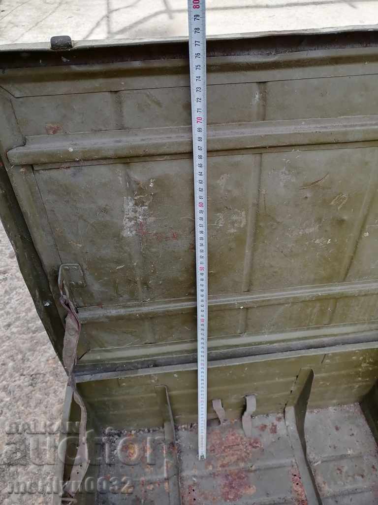 Army chest PIU from WW2 - 6 Army chest PIU from WW2 - 6