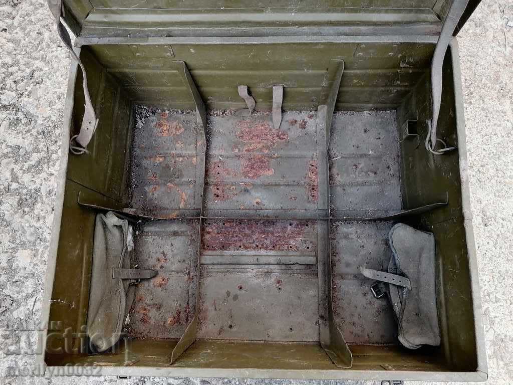 Army chest PIU from WW2 - 7 Army chest PIU from WW2 - 7